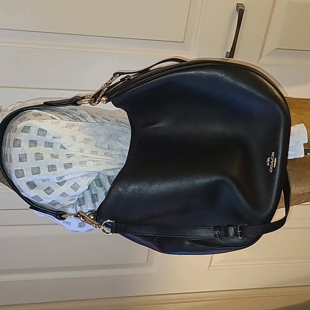 Authentic Coach Purse - Picture 7 of 8
